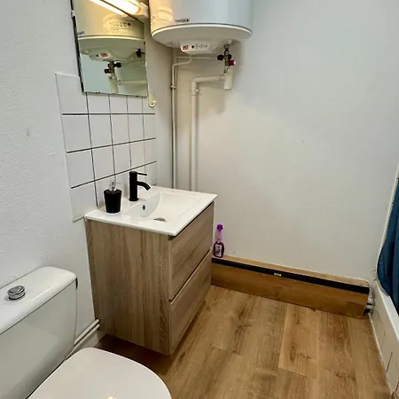 Sublime Studio En Hypercentre Avec Parking Prive 8 *